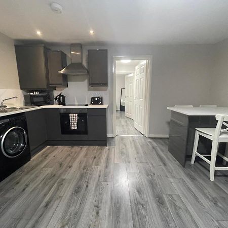 Mays Apartments - 147-153 Mill Street, Free Parking, 5 Minute Walk To Baltic Market And City Centre - Apartments Sleep 1-6 Guests リヴァプール エクステリア 写真